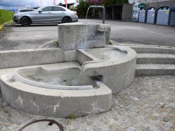 2025-Gerolfingen-Travaglini-Brunnen